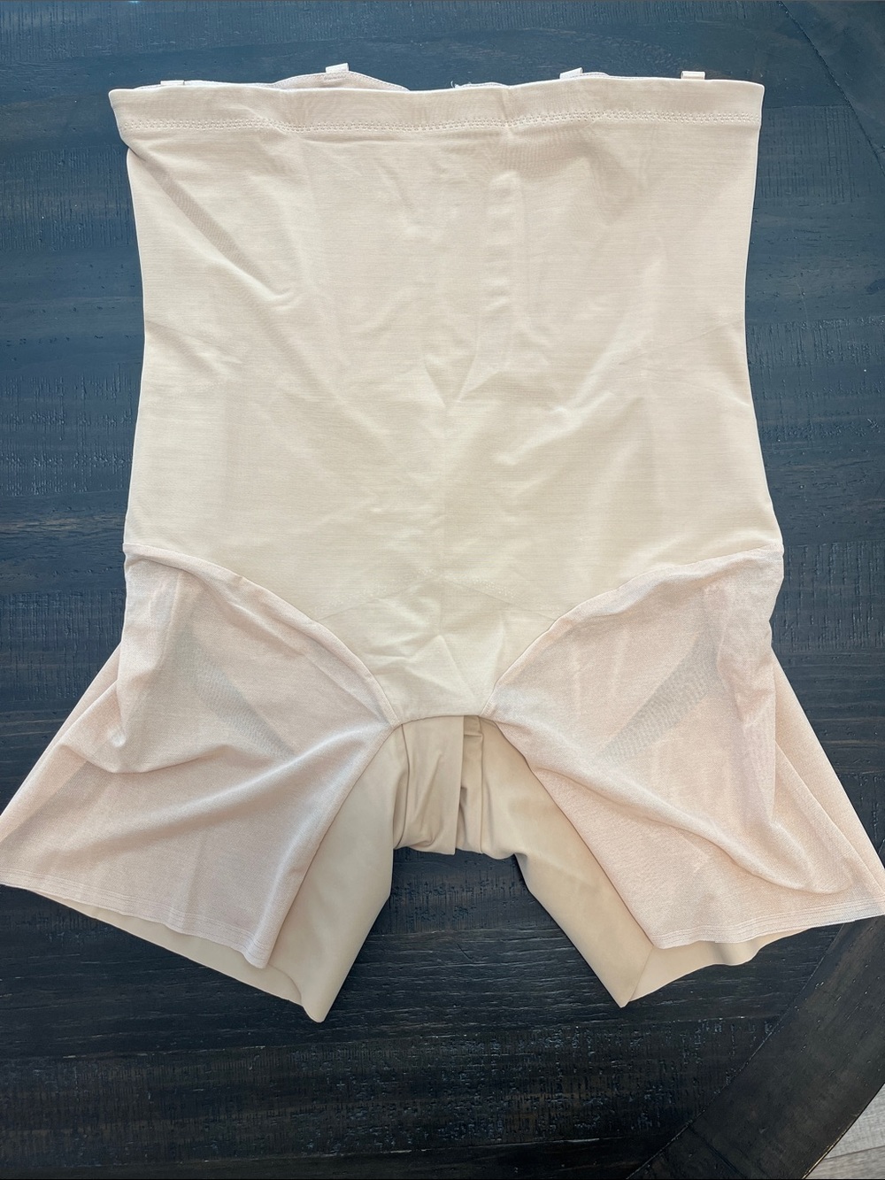 Honeylove Superpower shorts